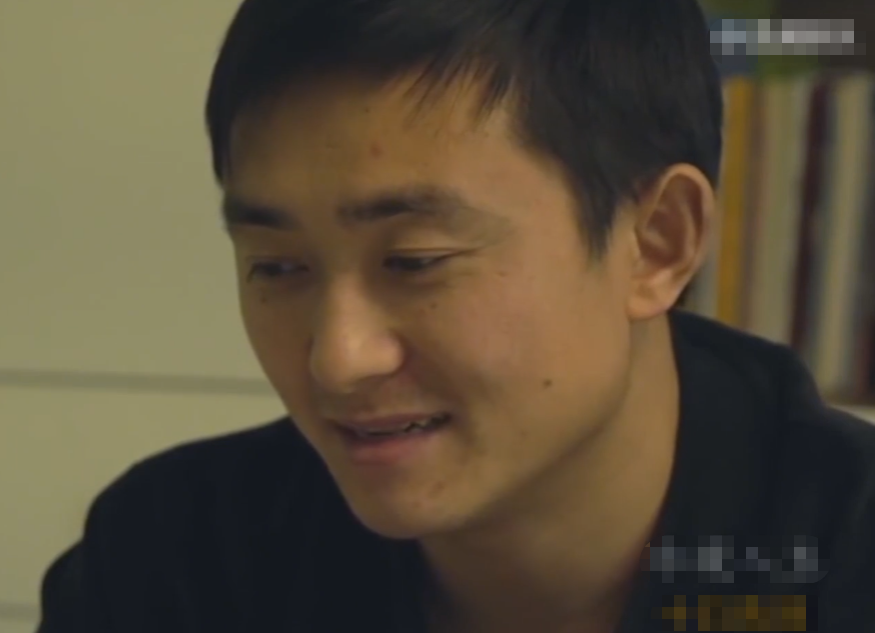 李致远的父亲李飞也坦言,在外面打工也是挣了一些钱,打算在明年回家