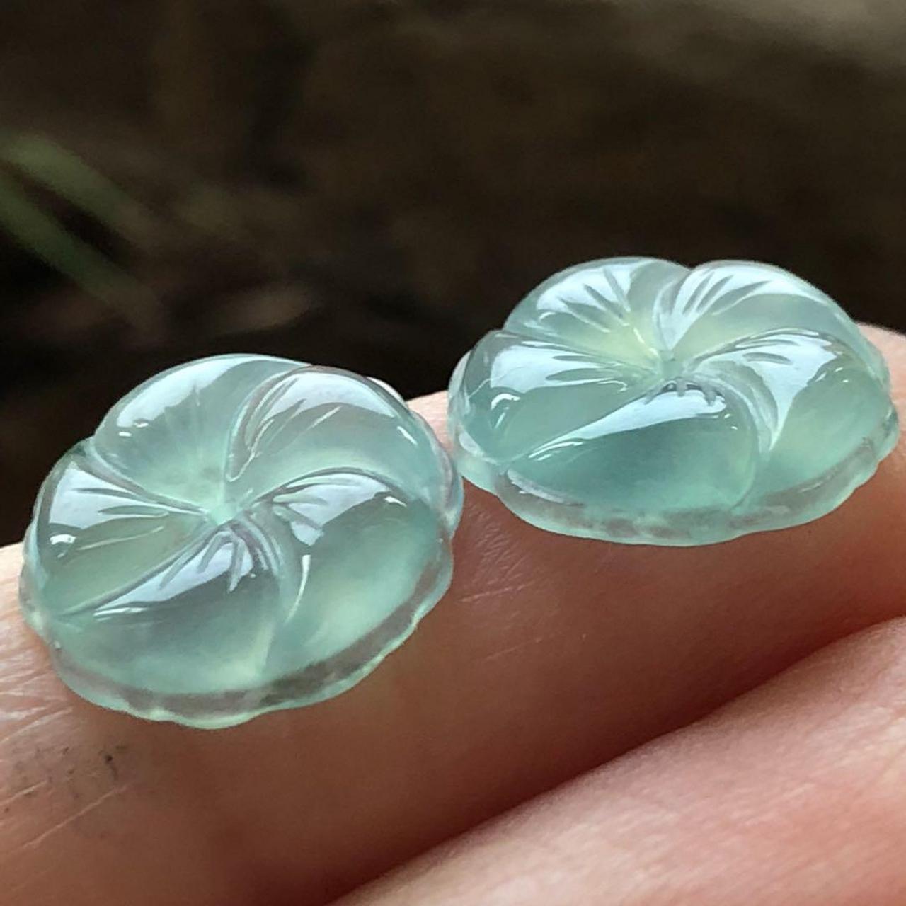 年味记忆# 芙蓉种翡翠,又称为豆青种,是一种特殊的翡翠品种,其特凳乔