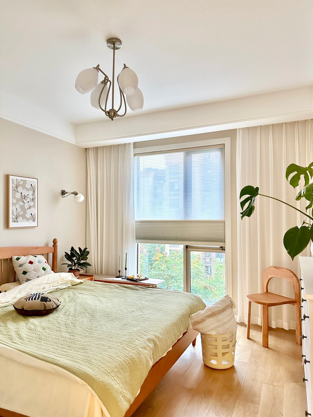 真的不高级! 换了个卧室主灯我好喜欢!