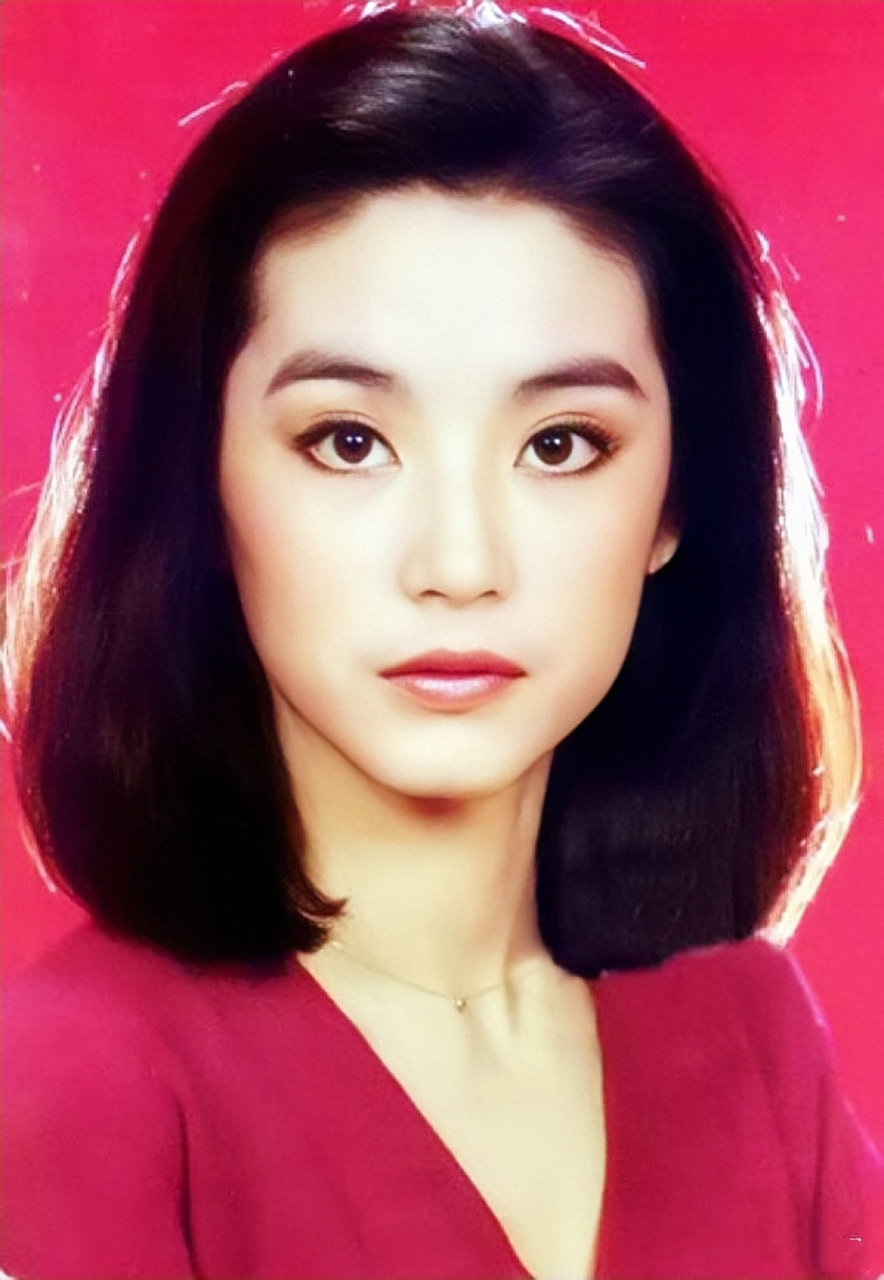 林青霞从上世纪70至90年代,惊艳了人们整整二十年