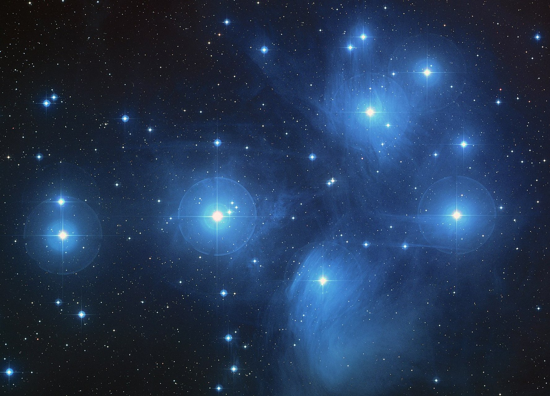 星际物质是宇宙中的基本组成部分,是星系和恒星的形成,演化以及行星的