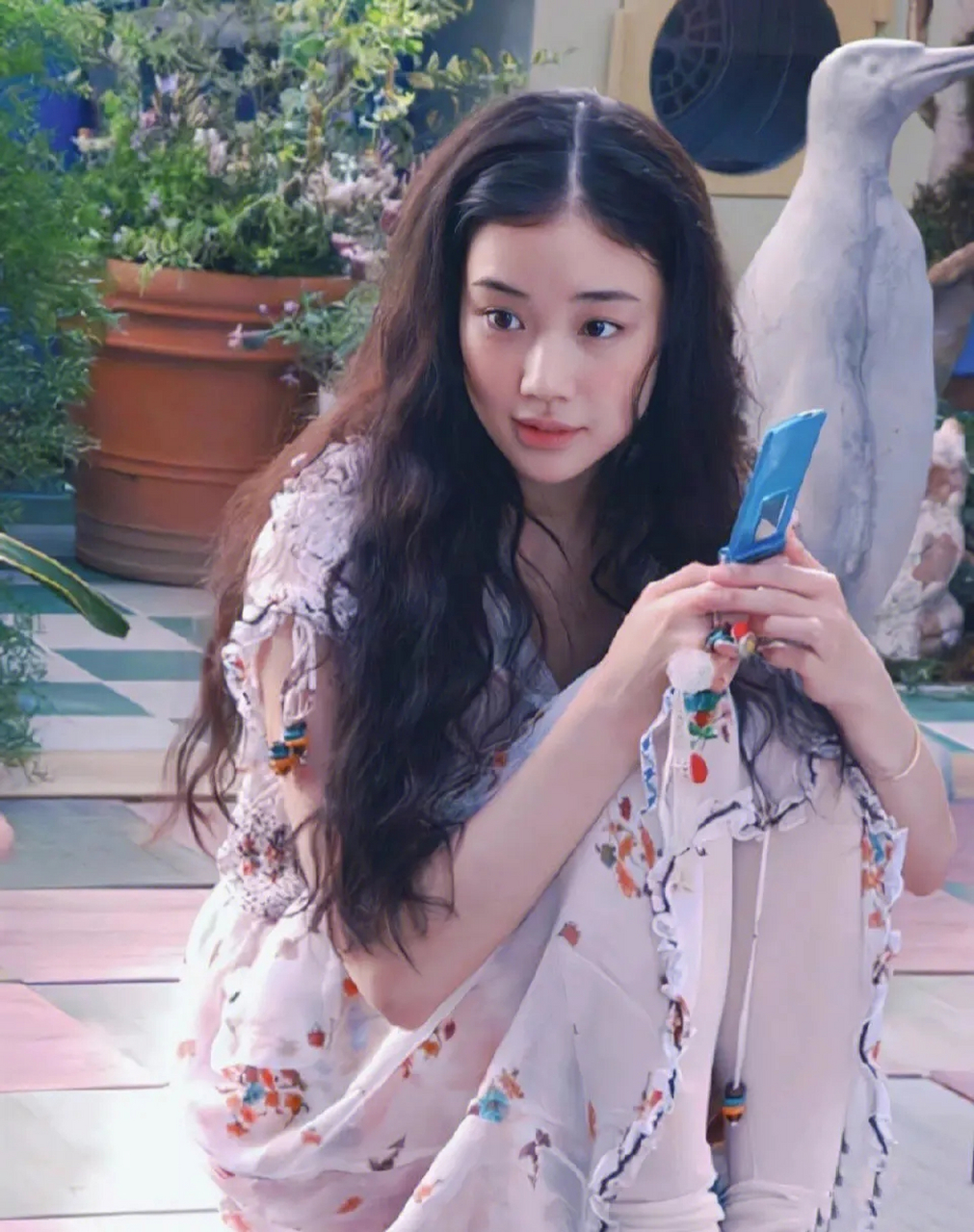 最普通的五官拼凑了一张不普通的脸~ ①苍井优的美不在于五官,而在于