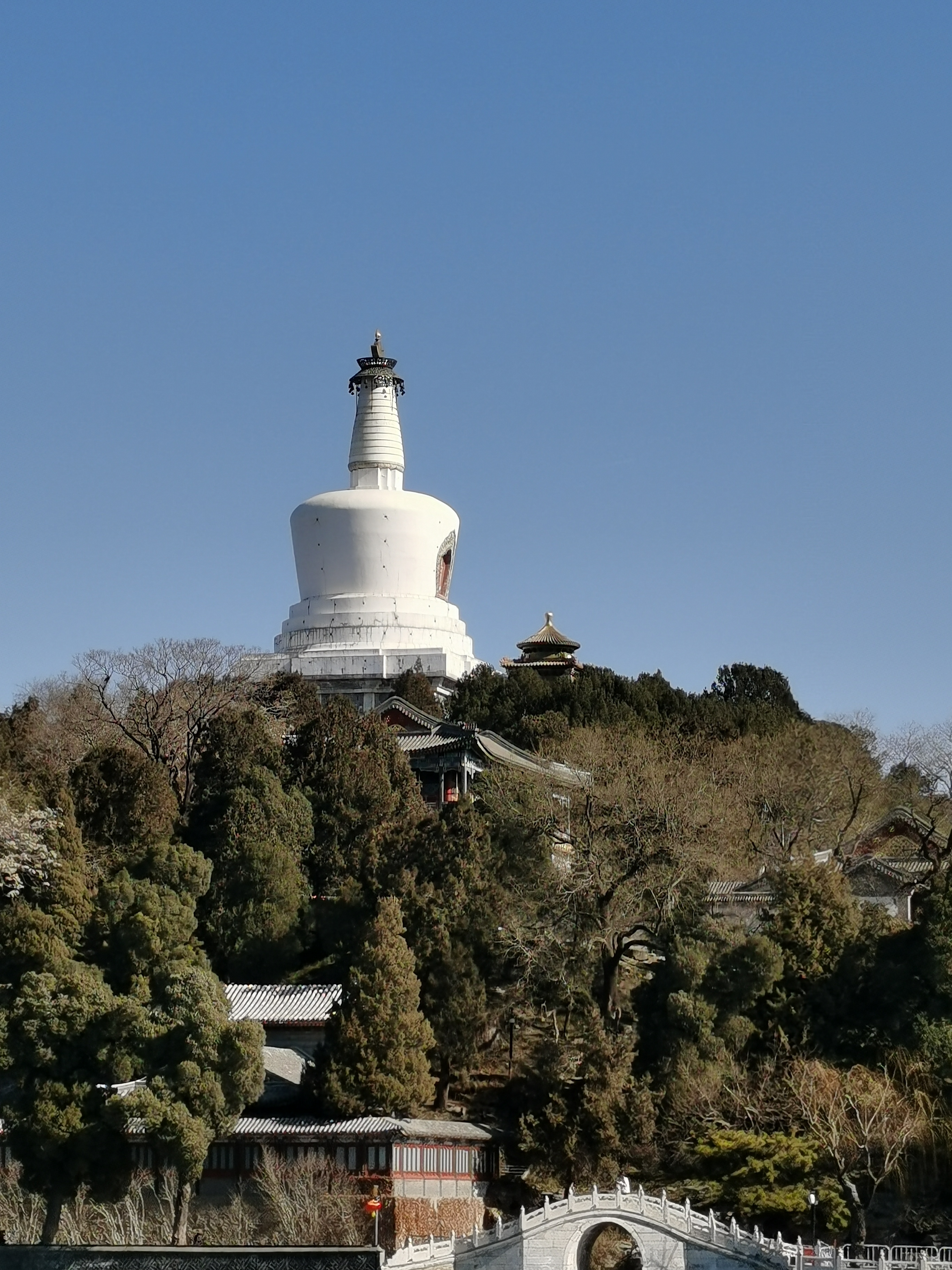 北海公园白塔