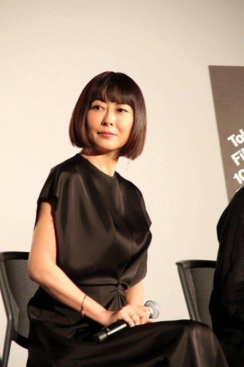 日本女演员中山美穗气质优雅