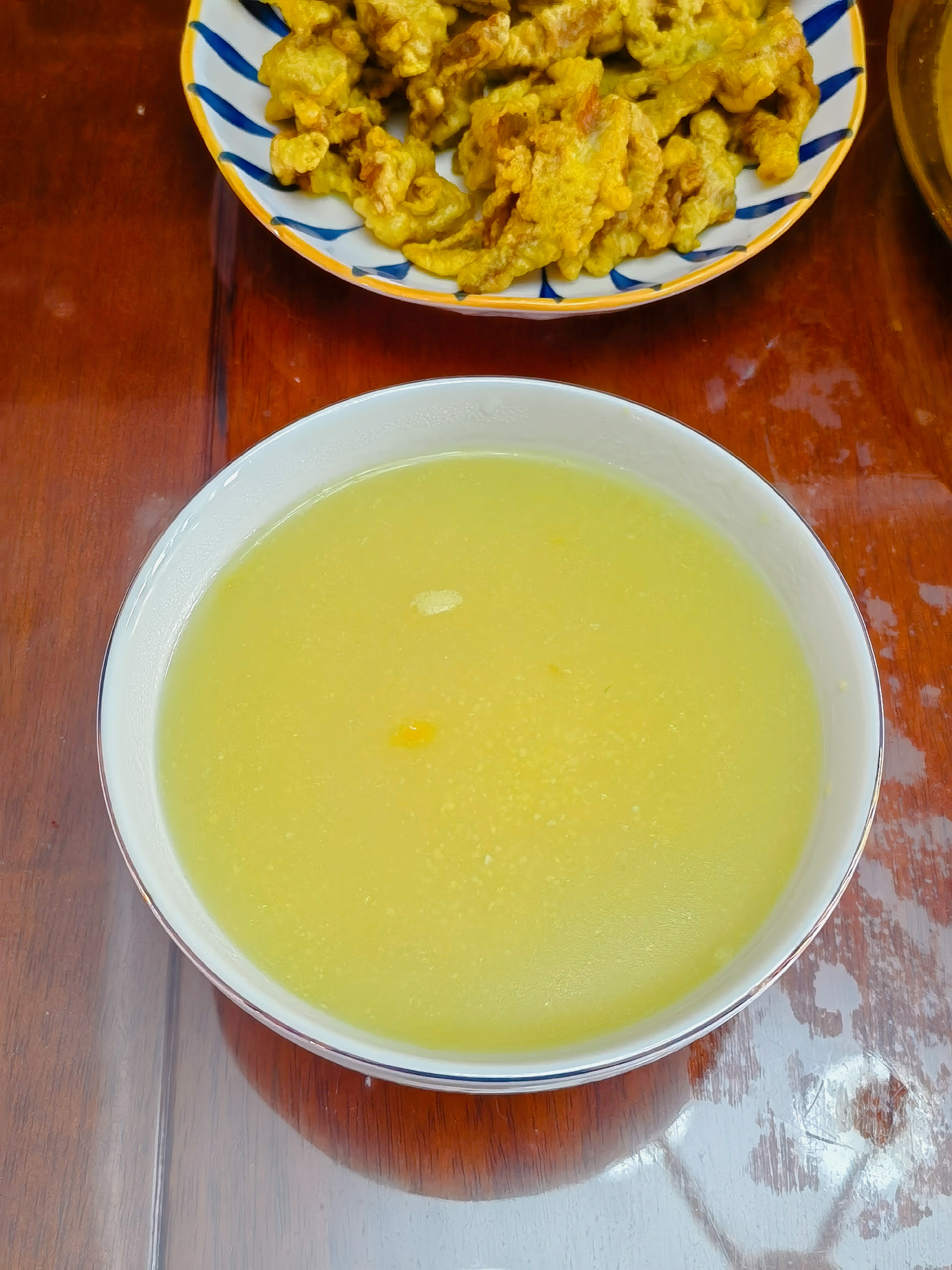 的酥肉和藕夹再次加热非常好吃提前煮好的羊肉切切拌拌海鳗炖豆腐