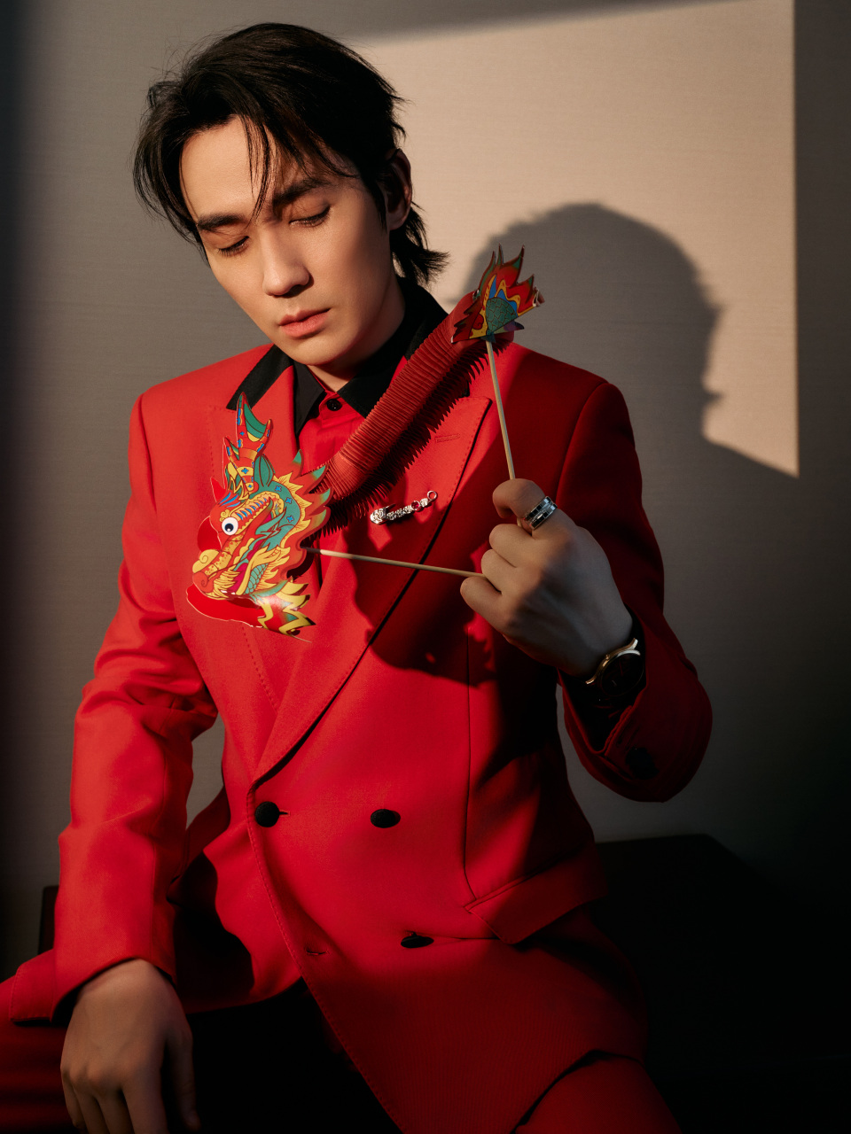 朱一龙# #朱一龙春晚后台清唱人生大事# #王凯朱一龙陈伟霆#  喜欢朱