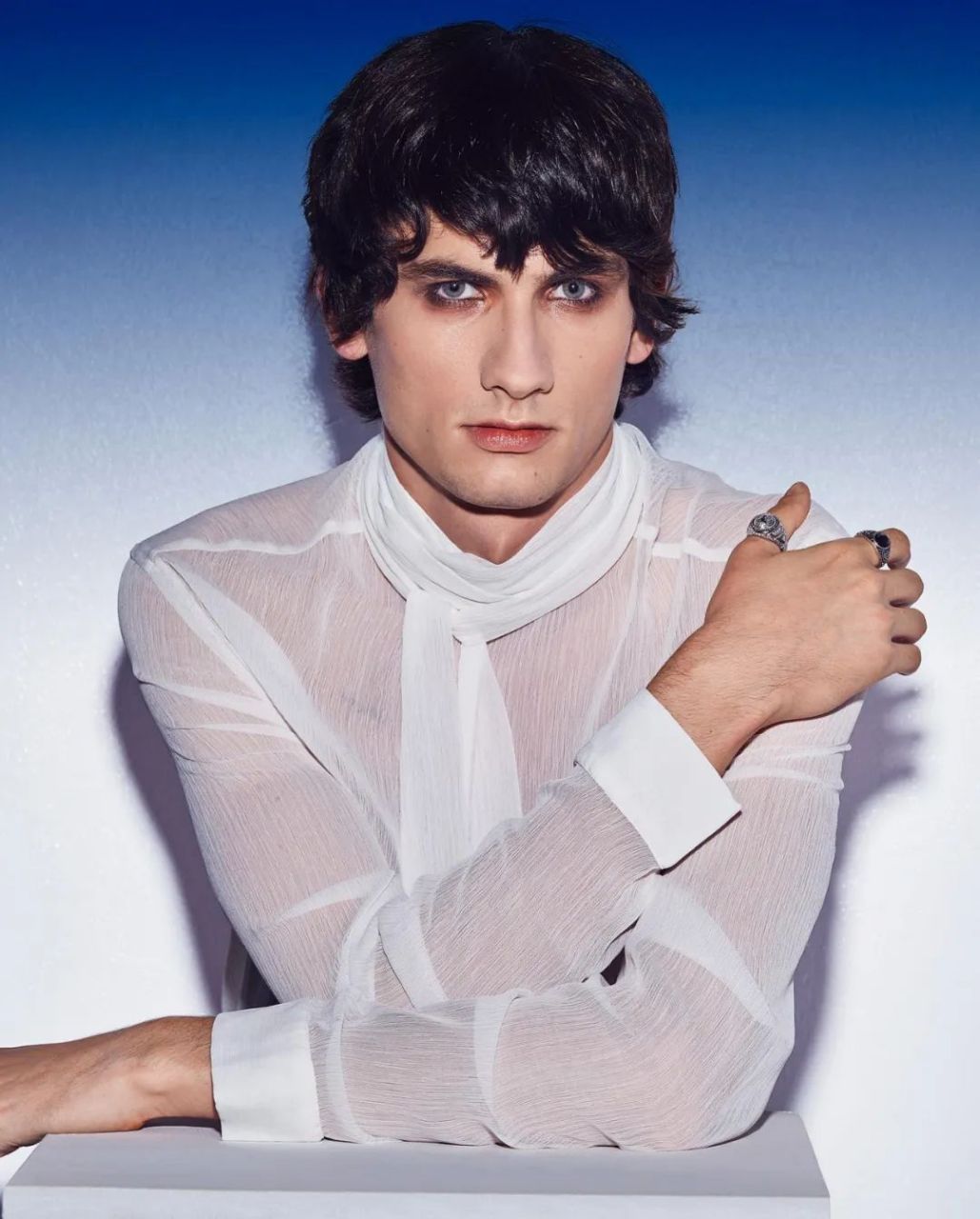 从孤儿院走出的波兰超模大赛冠军,dominik szymański的逆袭之路!