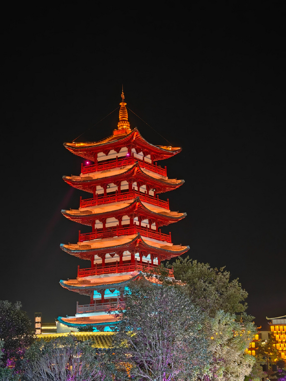 来庐山西海溜达啦,温泉泡了,超级舒服,柘林老镇非遗美食文创来啦,好吃