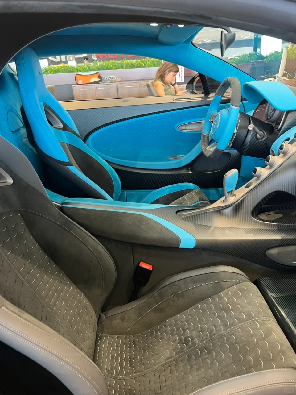 超级酷炫的跑车,布加迪divo 布加迪divo,听名字就让人热血沸腾啊!