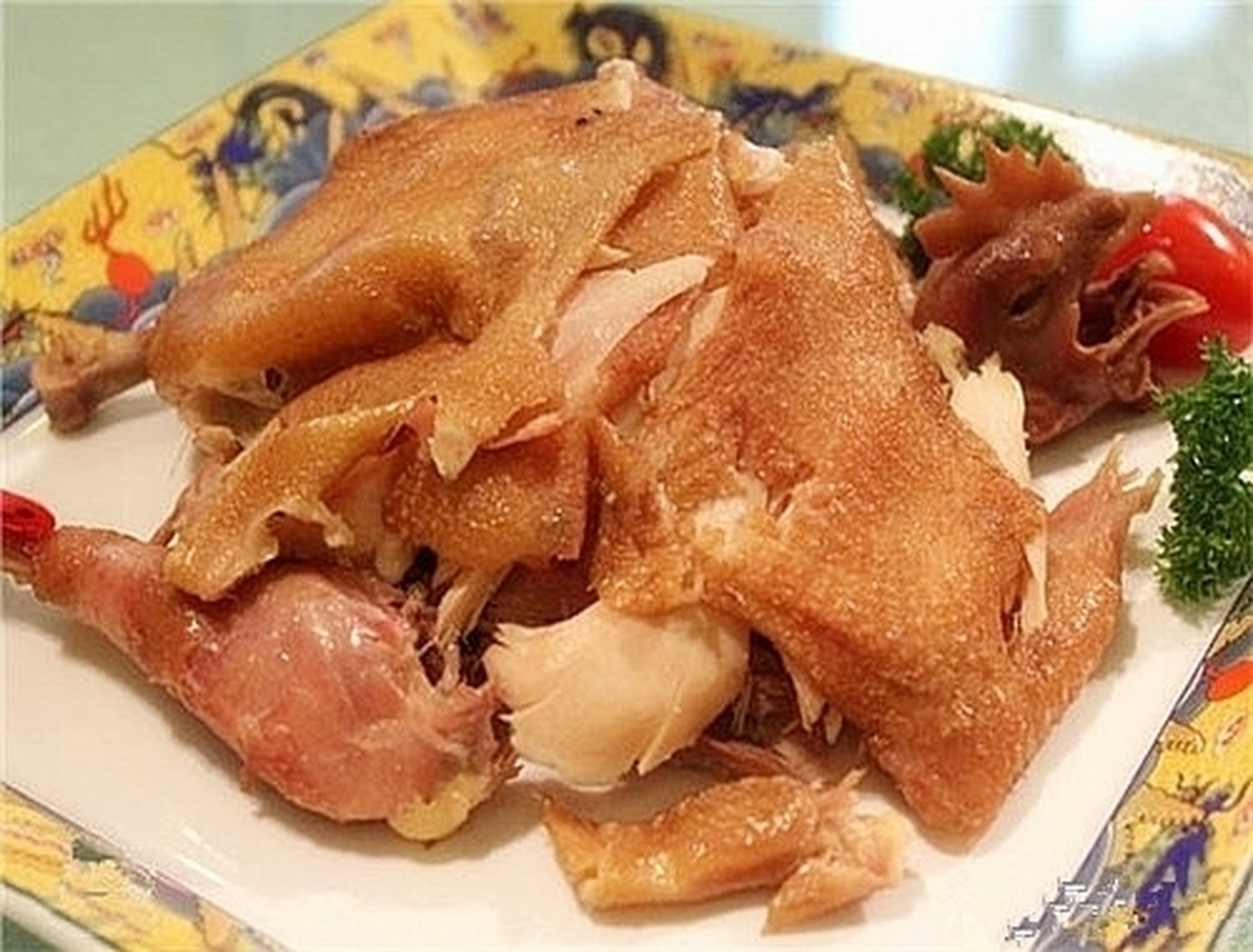 道口烧鸡是河南省安阳市的特色传统名菜之一,被誉为中华第一鸡.