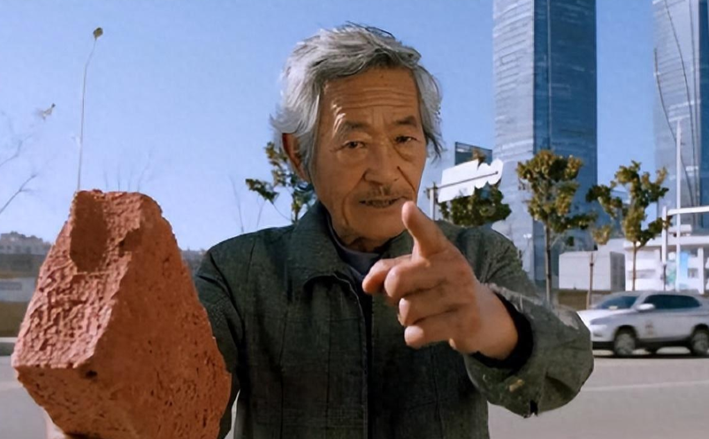 回顾国家一级演员应宝林无戏可拍沦为网红如今过得怎么样