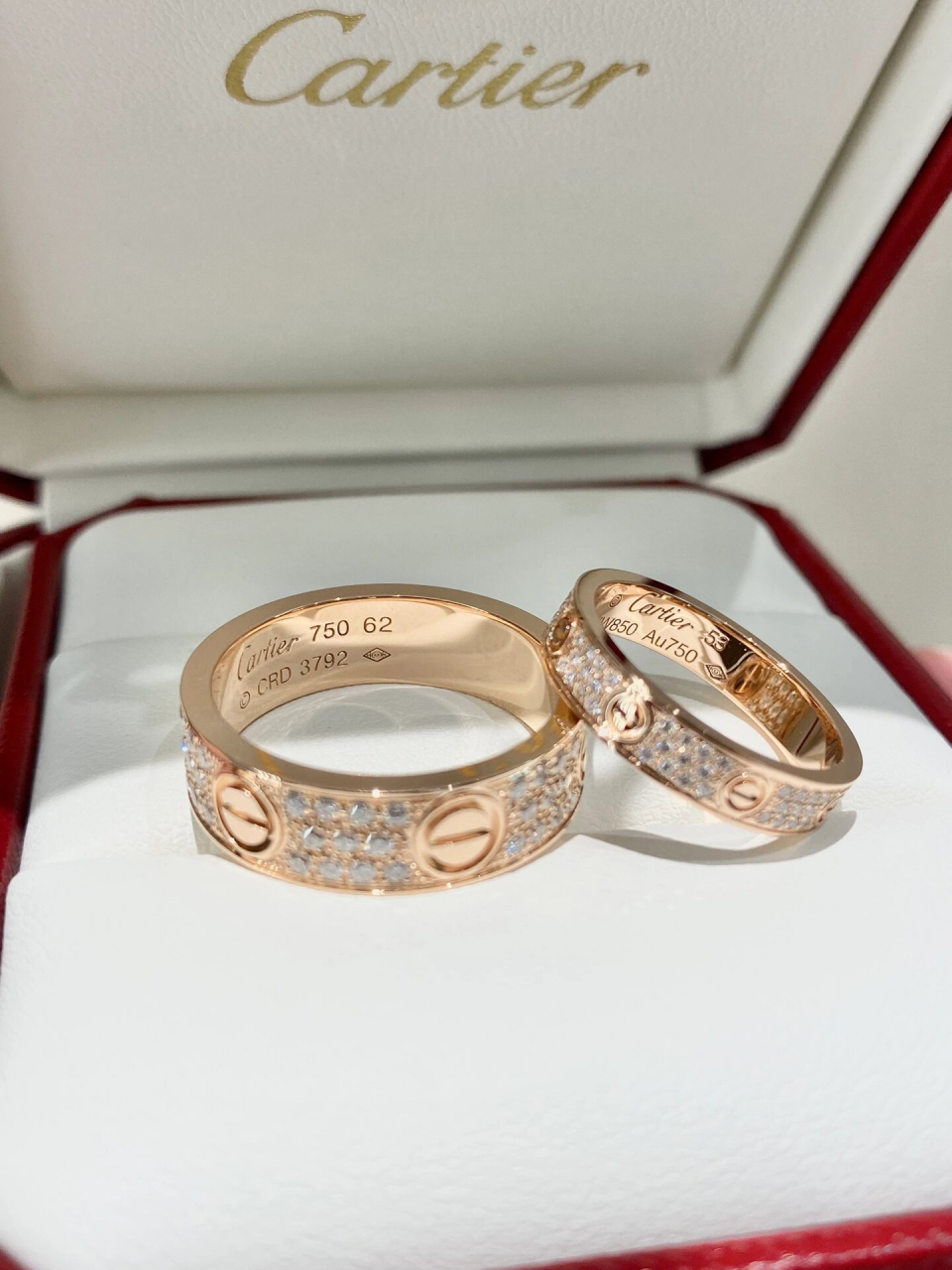 卡地亚满天星对戒,我觉得这是最合适的婚戒啦 从颜值到寓意都绝美