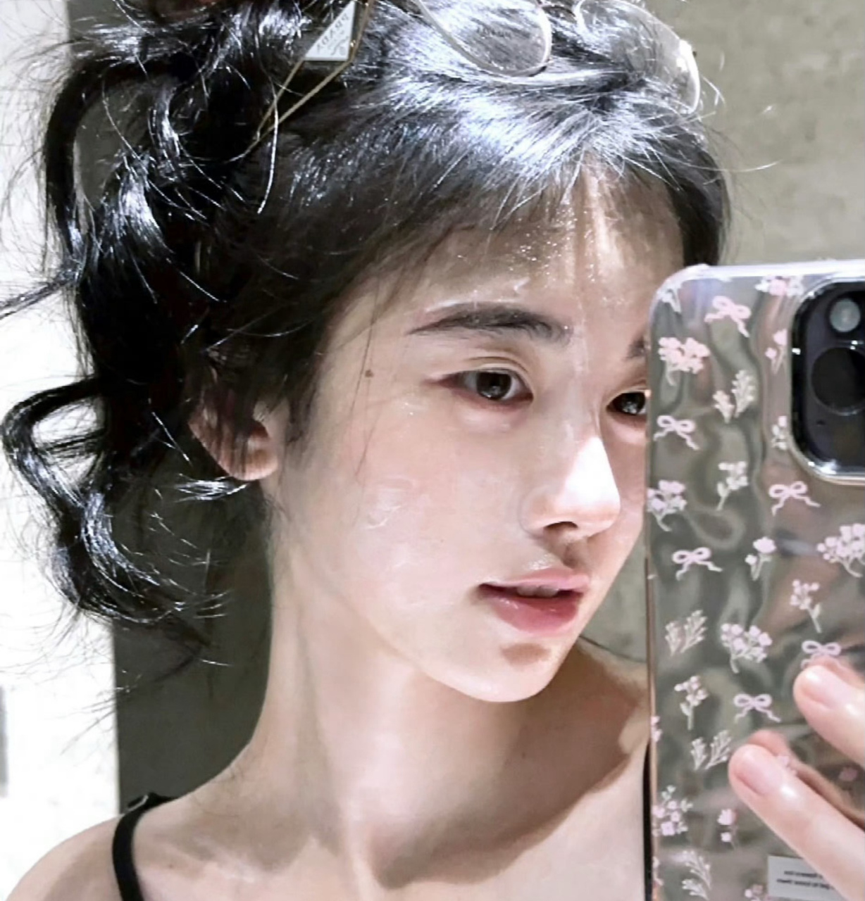 鞠婧祎卸妆照,给认为鞠婧祎美是由妆容堆出来的人一点小小的震撼