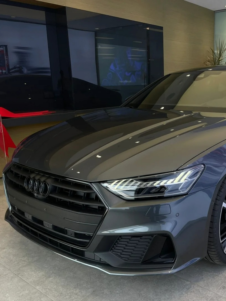 07  天云灰的车身颜色简直帅到炸裂!