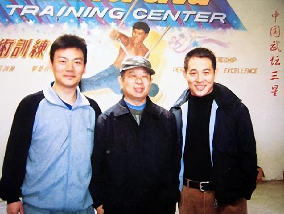 回顾他已去世16年曾齐名李连杰他走后儿子却将奶奶告上法庭