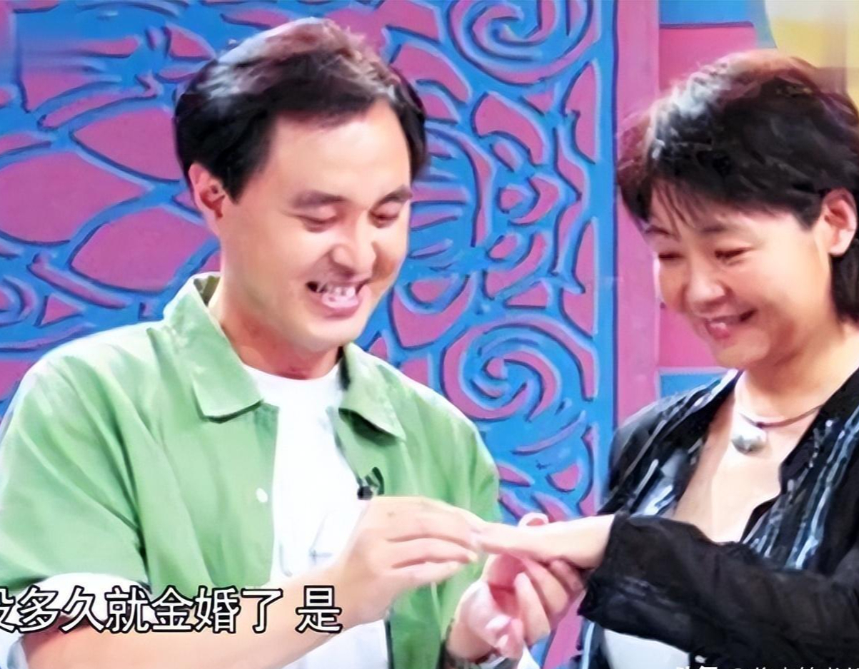 回顾38岁演闯关东嫁17岁初恋结婚33年丈夫甘当煮夫