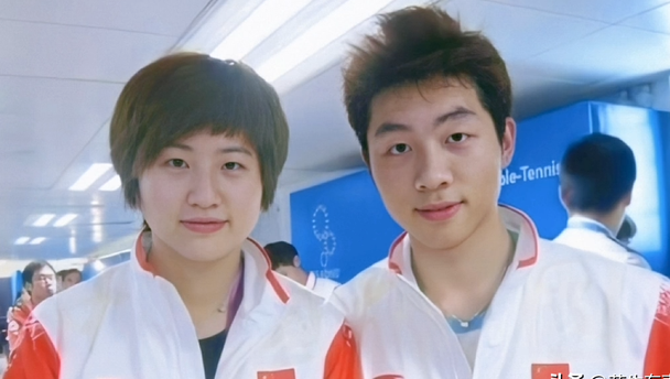 如今再看姚彦:敢嫁国乒队最"奇葩"的许昕,她不是幸运是智慧!