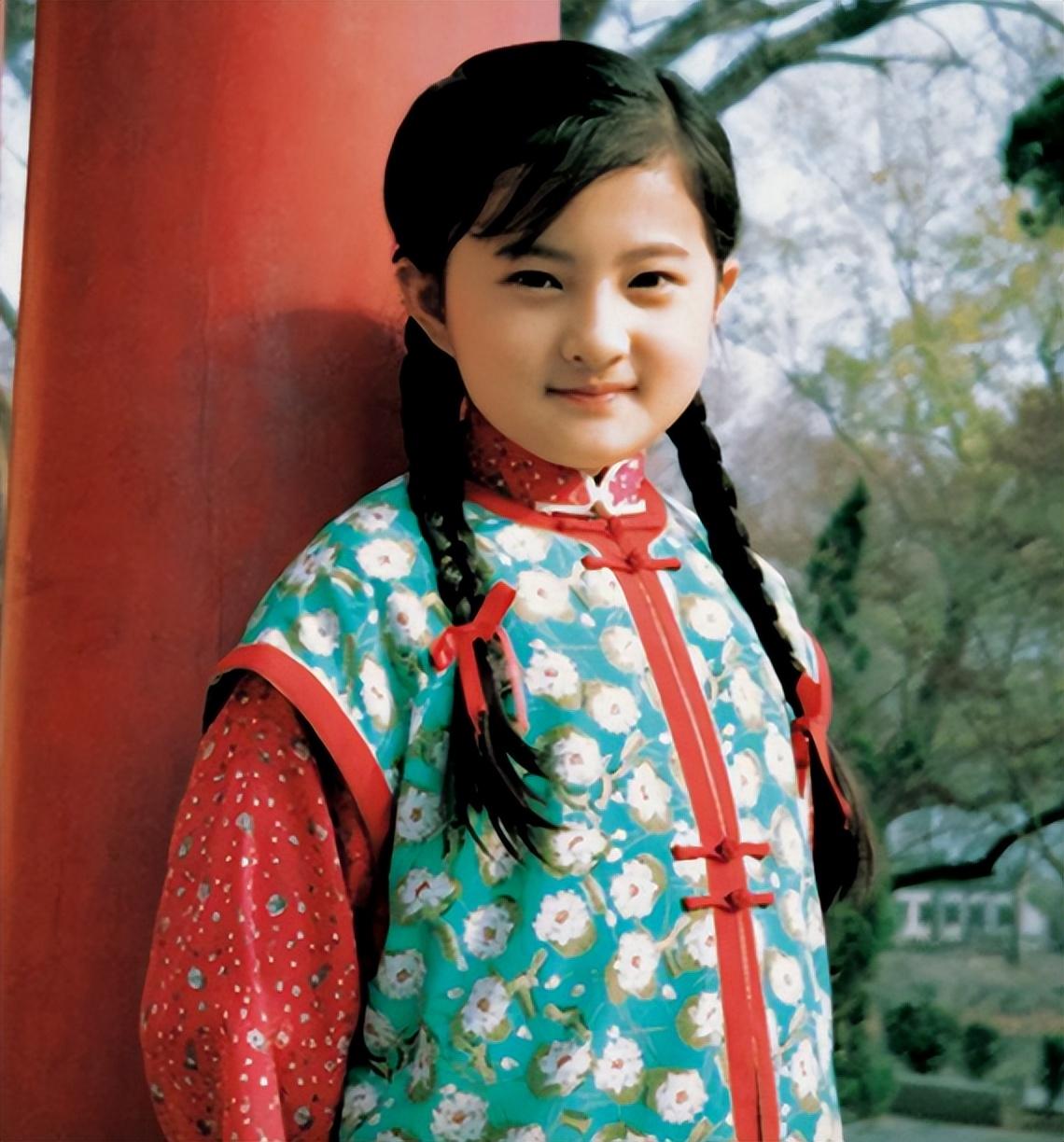 被撒贝宁苦恋20年41岁依然选择不婚不育金铭究竟经历了什么