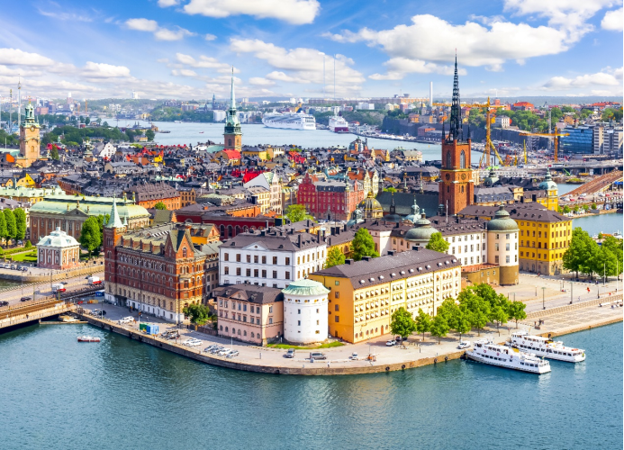 俄乌冲突两周年,土耳其批准,瑞典即将加入北约,旧柴点新火?