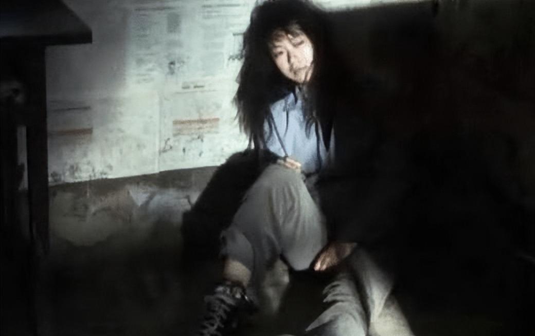 刘慧家住农村,而好友的家则是在城里,倘若是去的话就只能坐公交车,去