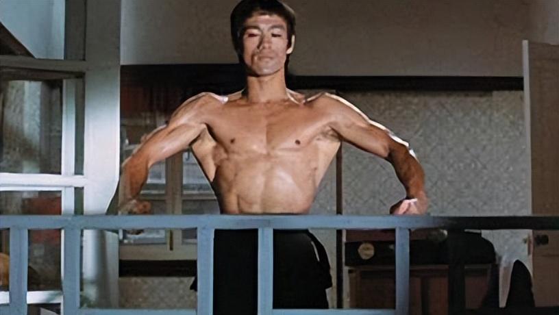 史泰龙曾被李小龙一脚踢飞?两人根本不认识!