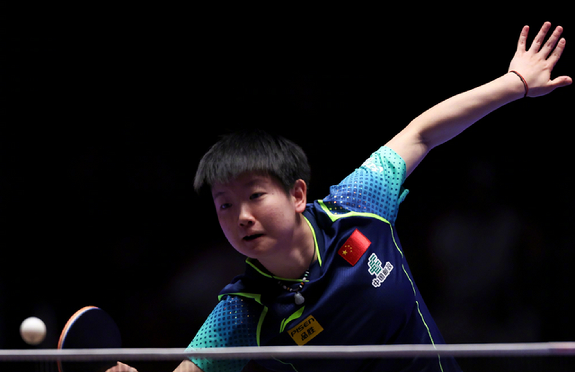 受到邓亚萍和周雨等退役选手的盛赞