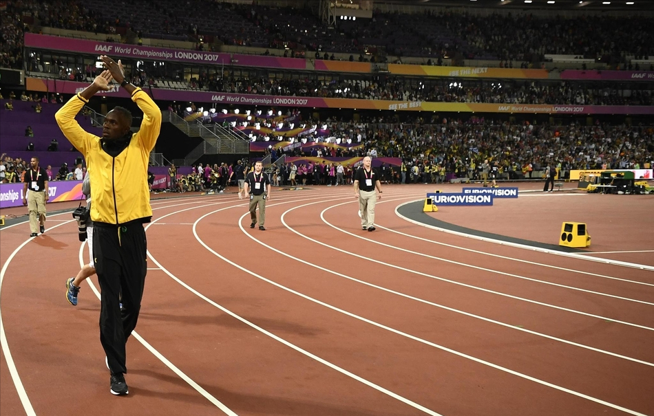 纪实百米飞人博尔特退役7年生3个孩子每年400万美元领一辈子