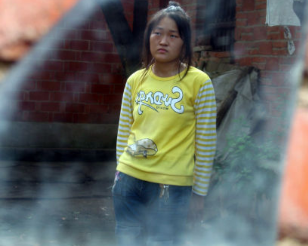 回顾女孩高考故意交白卷怒写8000字抨击教育制度结果如何