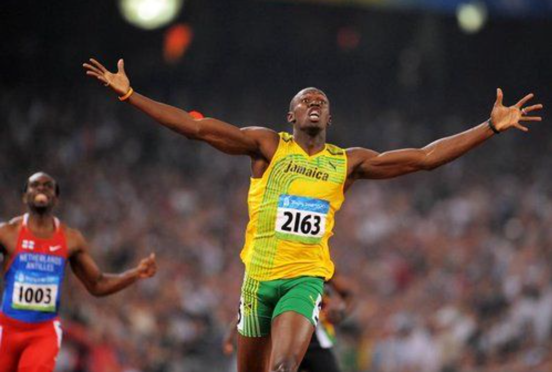 纪实百米飞人博尔特退役7年生3个孩子每年400万美元领一辈子