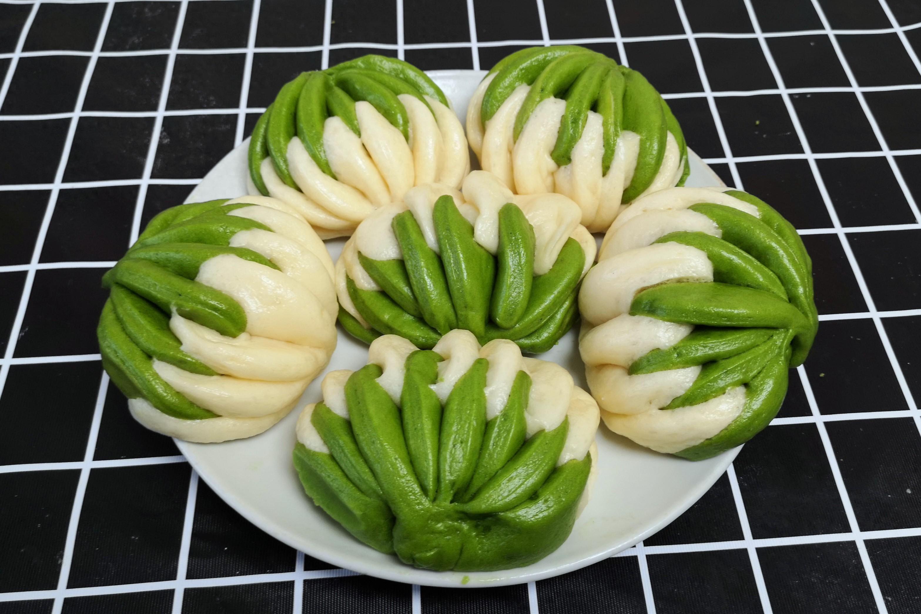 想要尝试健康又美味的菠菜汁馒头吗?