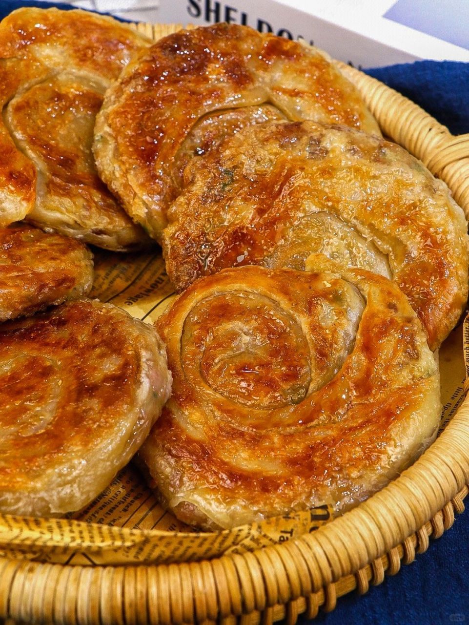 给大家推荐的是鲜香的牛肉饼,简单易学好上手,做给家里老人小孩吃都