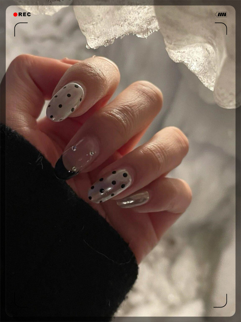 波点美甲新尝试  做了新指甲 一个传染俩03好喜欢这次做的波点美甲