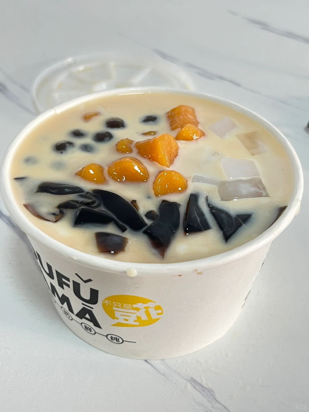 豆花妈妈25栋的豪华豆花,让我告诉你什么叫做"料多到爆炸"!