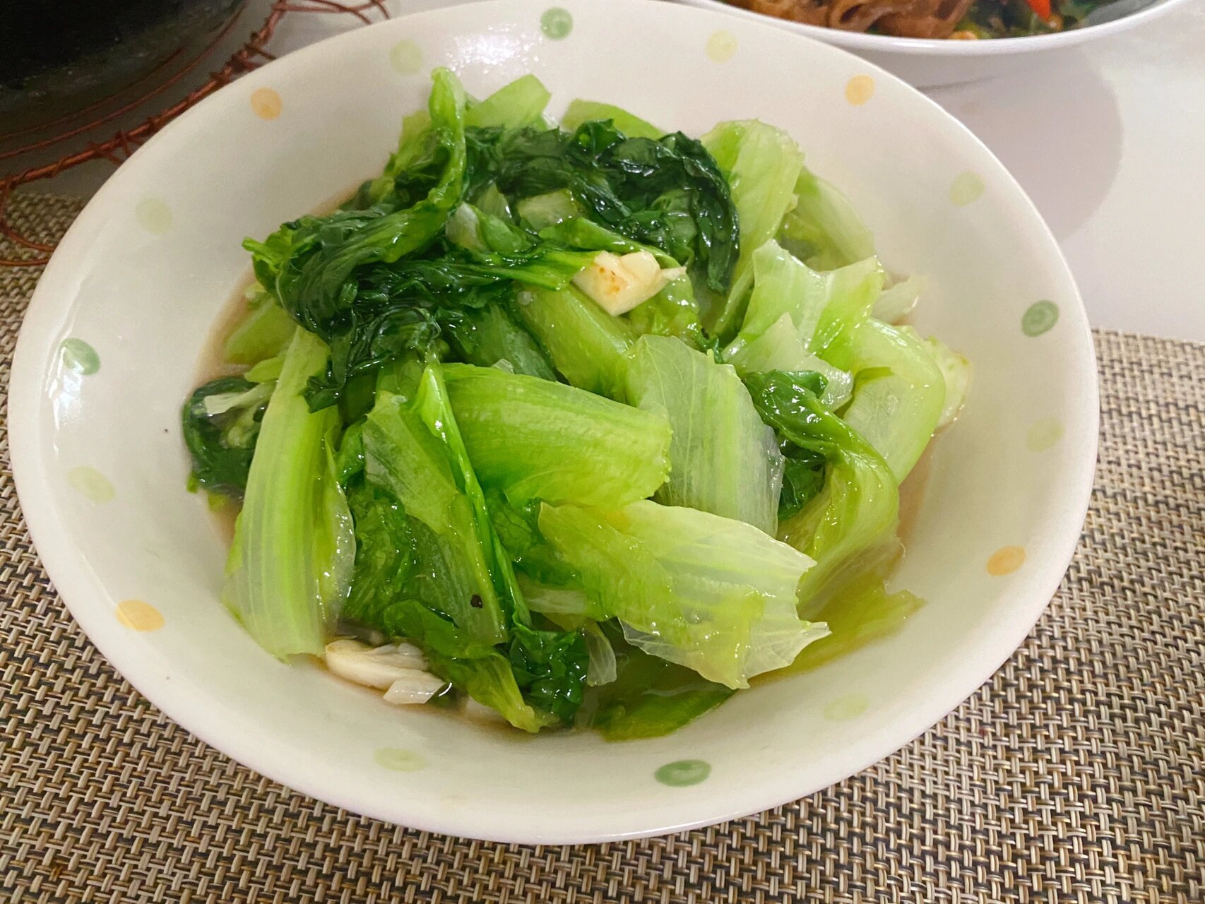 说到青椒肥肠,这道菜对我来说有着特别的故事.