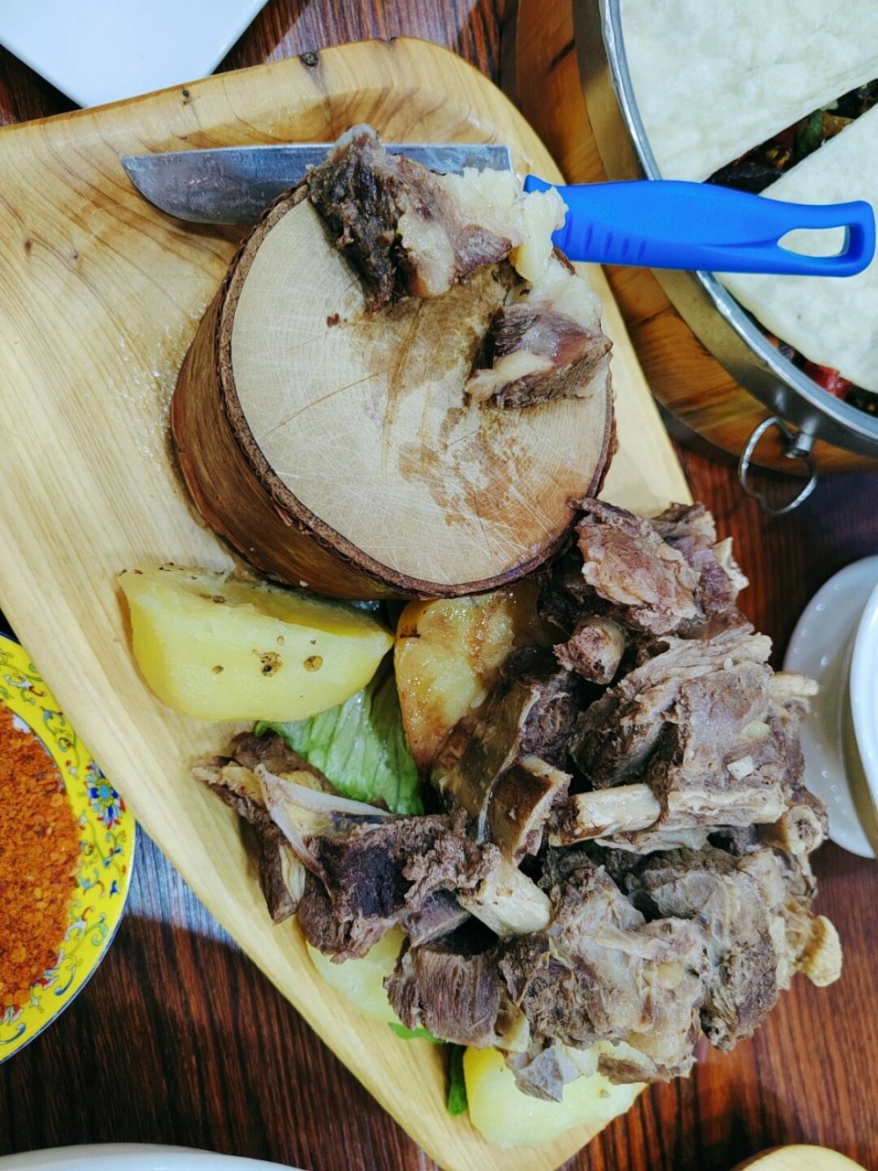 新春味道理塘美食  藏地美食之旅:理塘传说与拉姆小厨房  99 图一