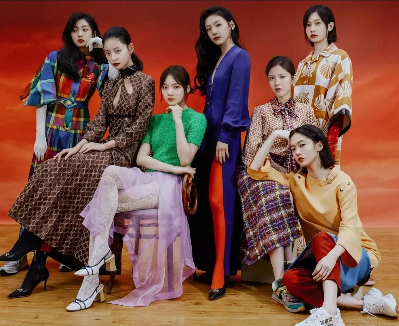 同时力捧七位女明星,如今章若楠,孙千,任敏已火出圈! 67