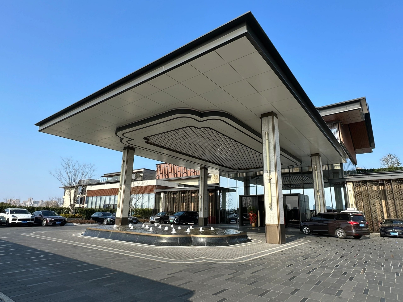 苏州四季酒店|高级感的中式豪奢 苏州四季酒店位于江苏省苏州市吴中区