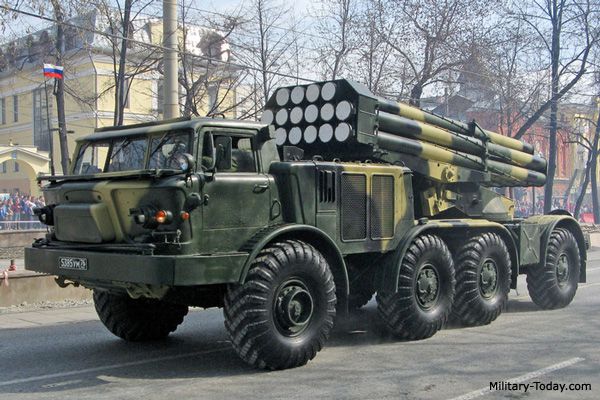 俄罗斯飓风火箭炮