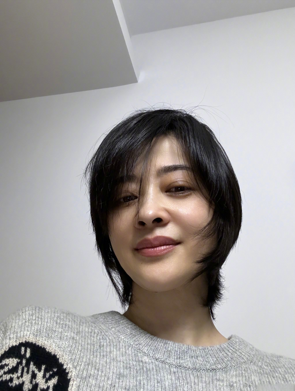 2024新春展望#梅婷新年新发型,从头开始,龙年大吉,开工大吉