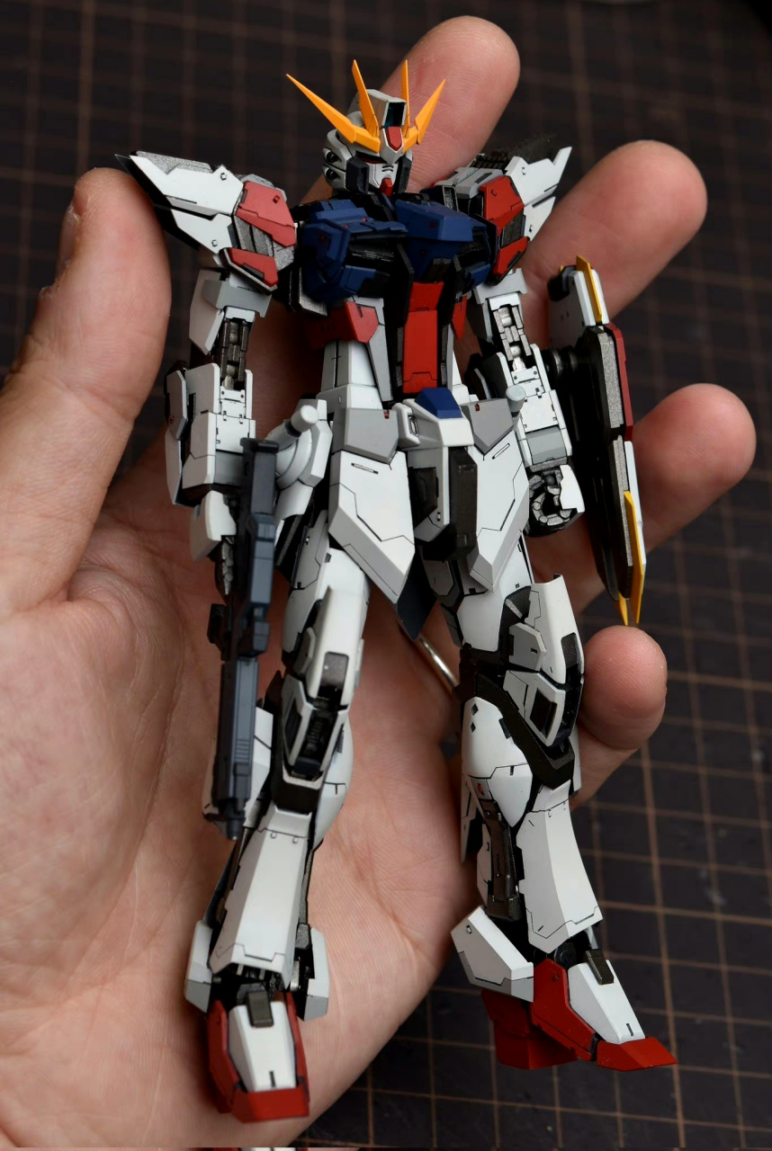 模型欣赏:模型师keil制作的rg创制强袭高达,机体出自动画《高达创战者