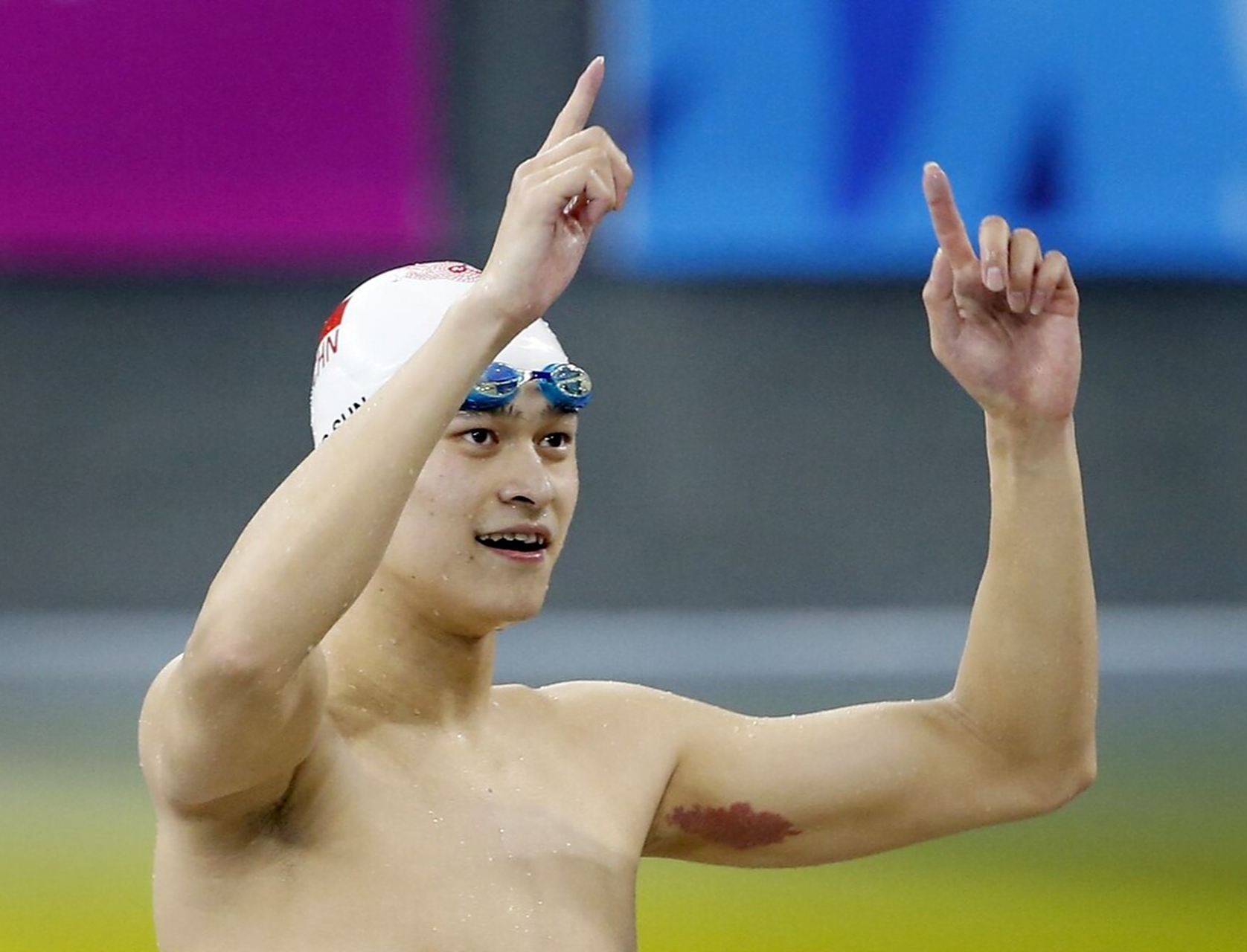 孙杨禁赛8年!破茧重生,再战泳坛?誓要打破欧美垄断为国争光.