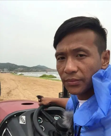 尽管那个年代的东北经济发展的相当不错,但是生活在农村,只能靠种地为