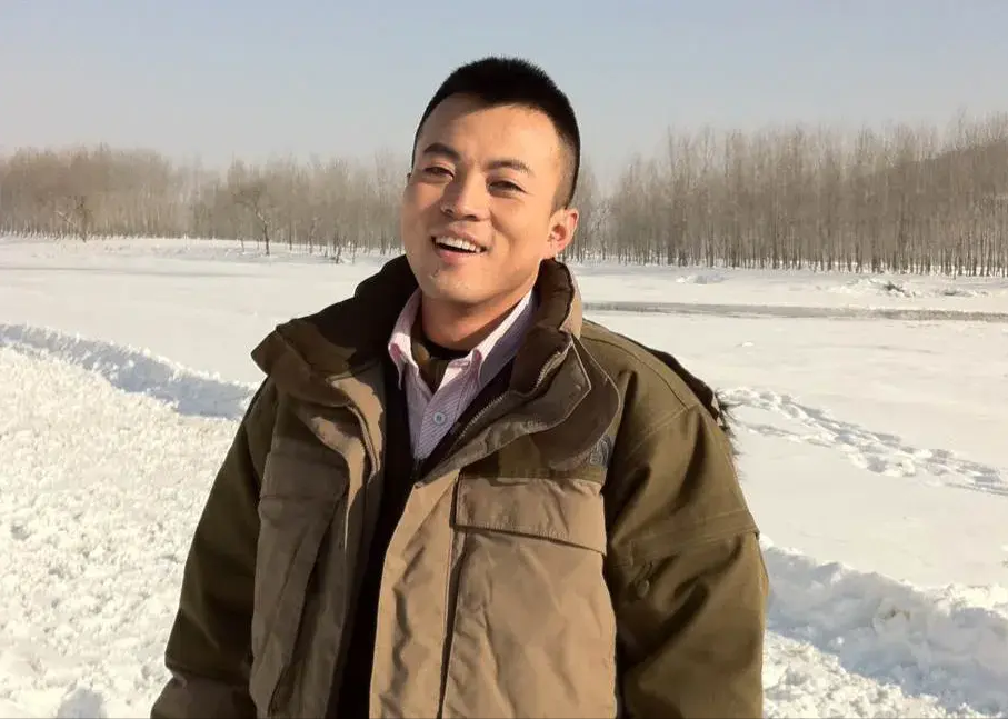 金牌编剧的父亲演员媳妇他选择从龙套做起的真实故事