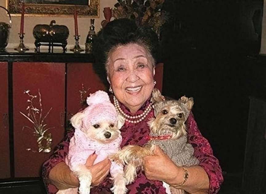 到了1959年,那时,严幼韵在美国的生活逐渐步入了一个新的阶段,子女们