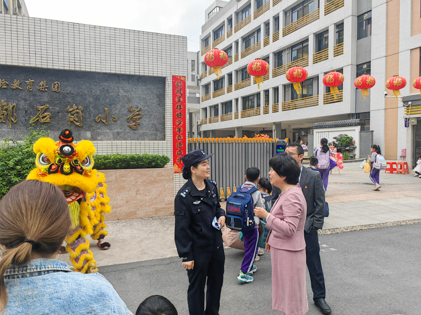 花都融创石岗小学图片