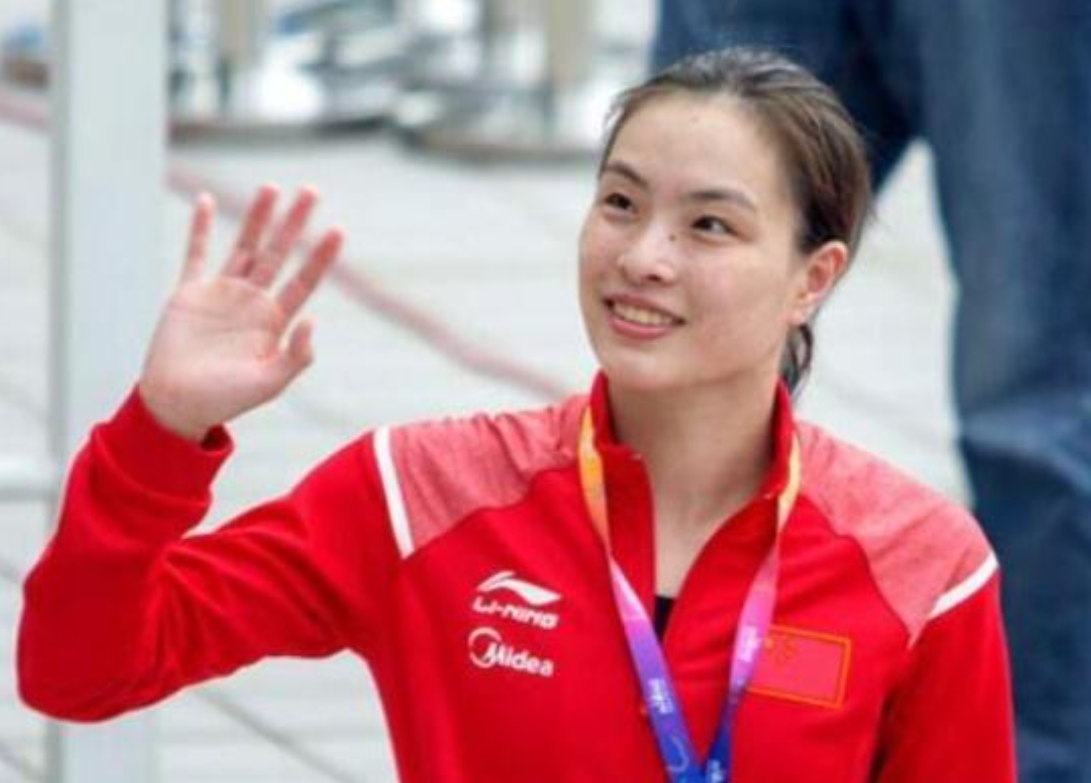 回顾跳水皇后吴敏霞31岁退役不嫁豪门嫁真爱老公颜值高