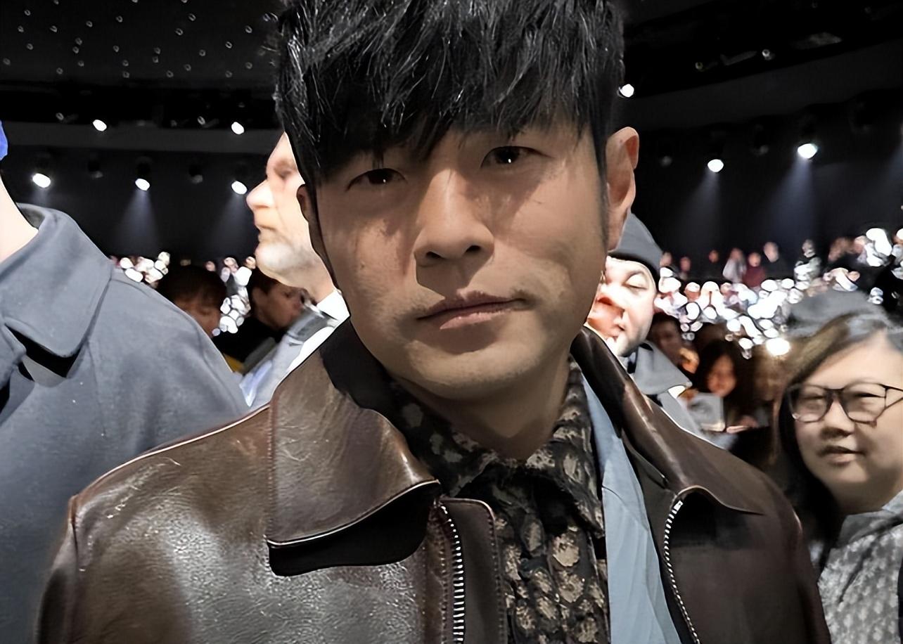 杨紫素颜妆容大转变周杰伦简约时尚张雨绮与众不同