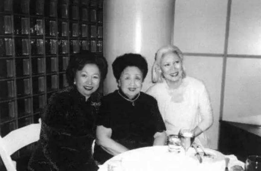 到了1959年,那时,严幼韵在美国的生活逐渐步入了一个新的阶段,子女们