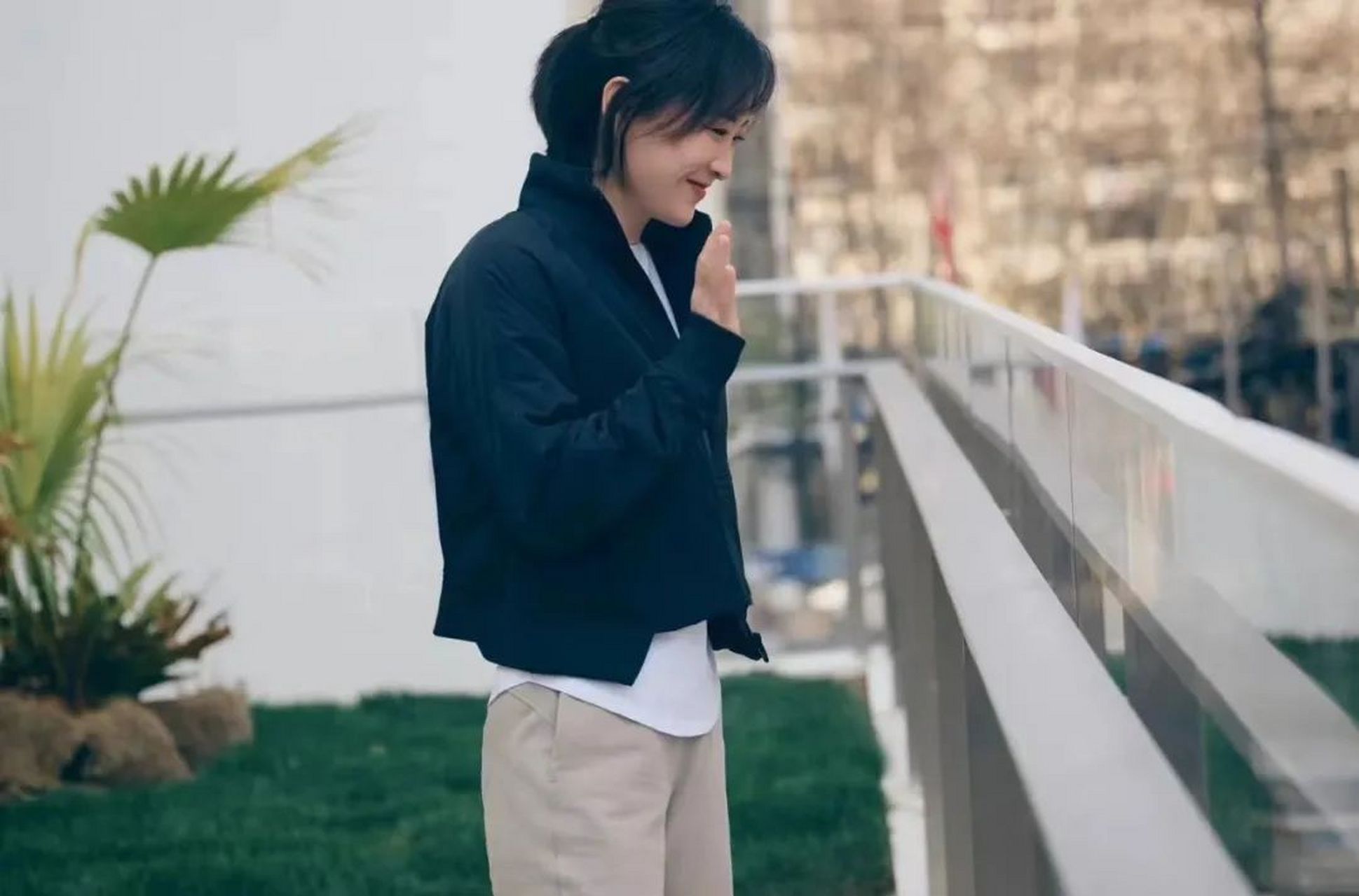 [原文:贾玲的"豪宅"火了,真实.