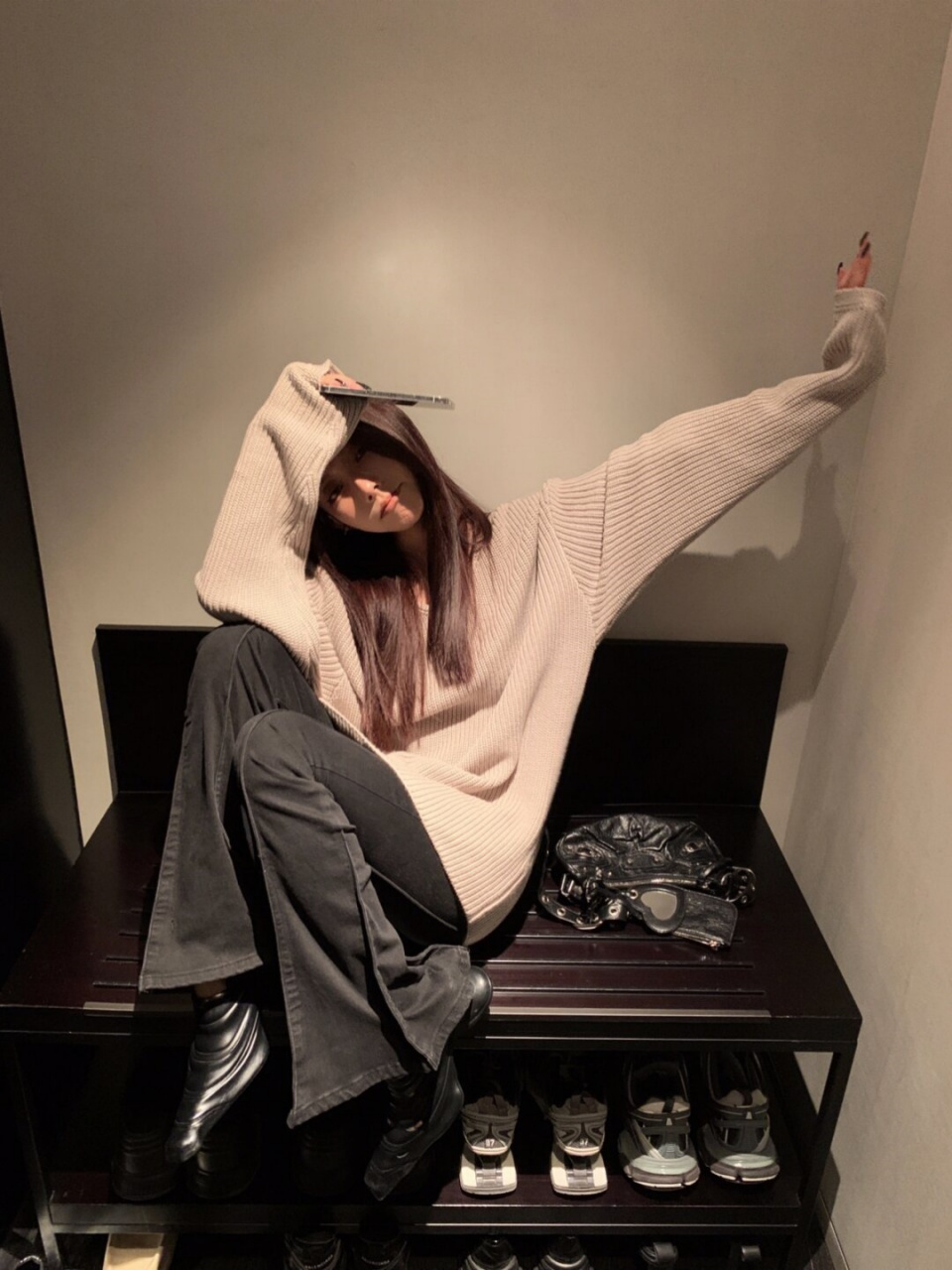 手机拍照坐姿拍照姿势大全来了  手机拍照坐姿拍照姿势大全终于来啦!